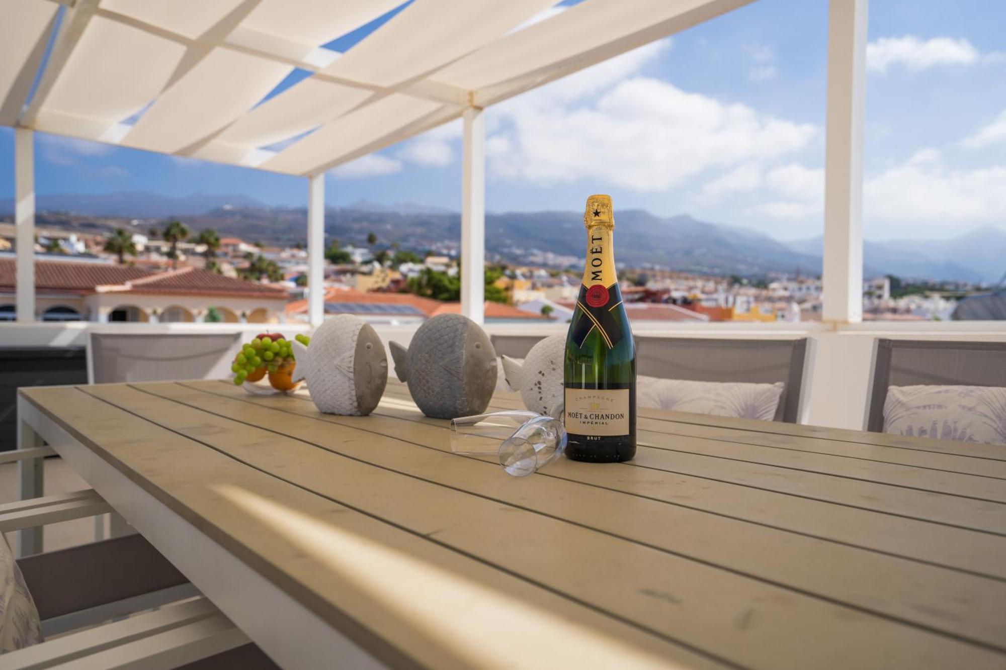 Villa La Laja With 5 Bedrooms And Sea View Callao Salvaje Exterior photo